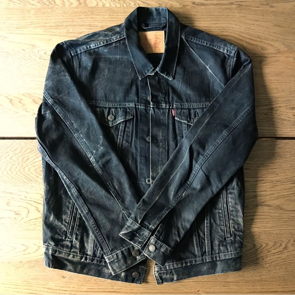 Levi’s Black Distressed Denim Trucker Jacket - Size L